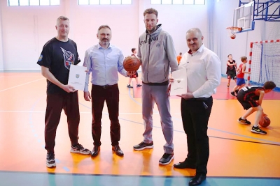 Samorząd Województwa Opolskiego wspiera koszykówkę